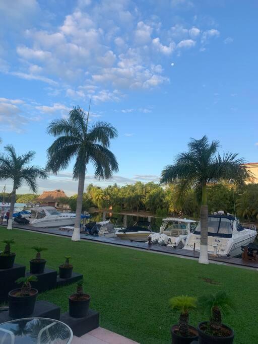 Chic Lagoon Front Villa By Casa Paraiso Cancún Exterior foto